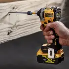 Aparafusadora Impacto S/Escovas DeWALT XR 18V S/Bateria DCF850NT-XJ - Aparafusadora Impacto S/Escovas DeWALT XR 18V S/Bateria DCF850NT-XJ
